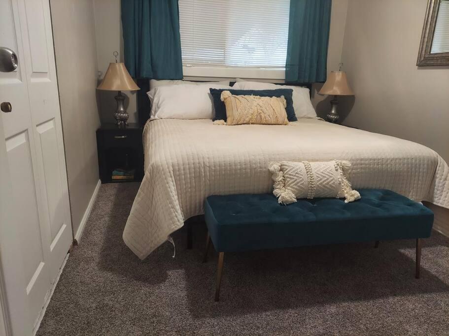 Cheerful 3 Bedroom House. Great Location Colorado Springs Exteriér fotografie